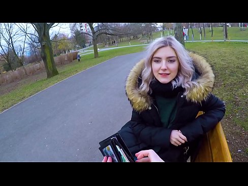 ❤️ Sväljer en främlings het sperma för pengar - avsugning i parken av Eva Elfie Kvalitets porr at us sv.xxx050890.ru ❤